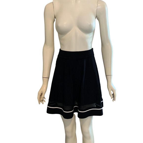 ALC Womens Elastic Waistband Knit Mini A Line Skirt Black medium - Picture 2 of 13